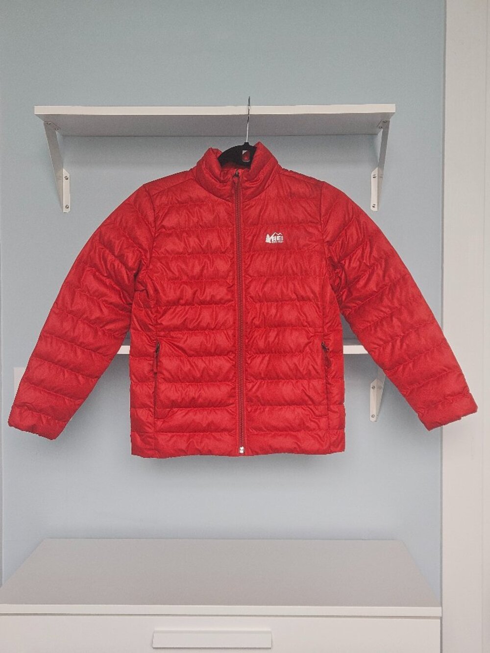 REI COOP KIDS MEDIUM (10-12) DOWN LIGHTWEIGHT PUFFER JACKET FOR ALL SEASONS!